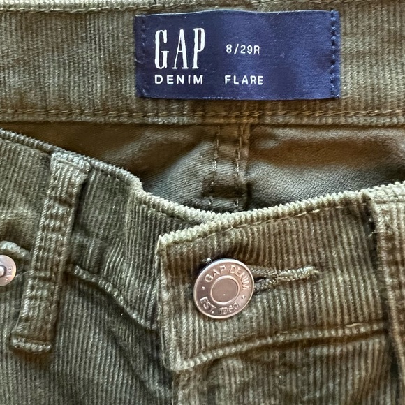 NWT GAP green corduroy flare pants size 8 / 29r - Picture 4 of 6